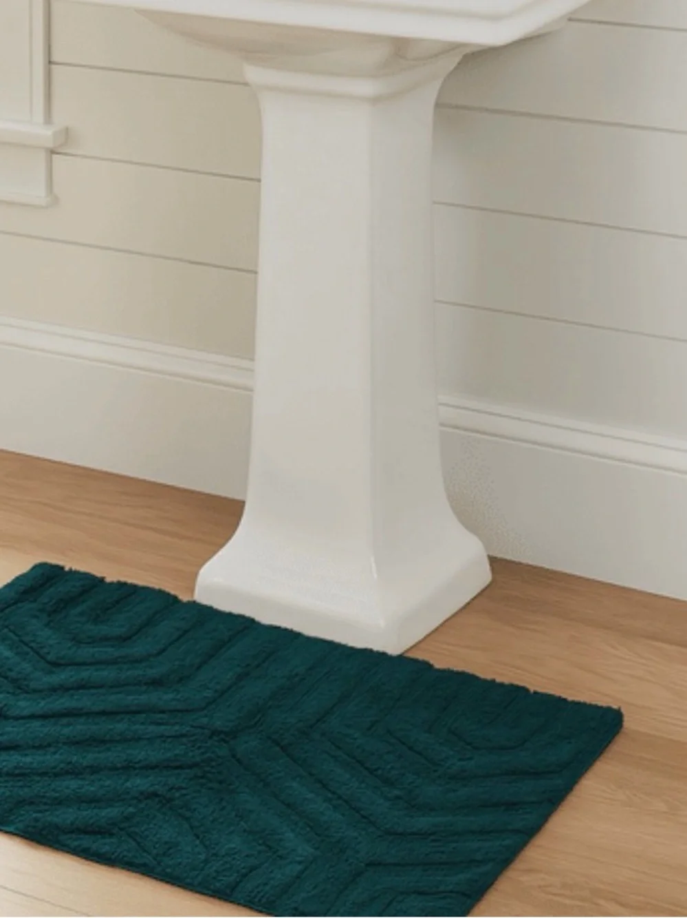Hythe Bathroom Bath Rug deep FABFITFUN emerald earthy green Plush Accent mat NWT